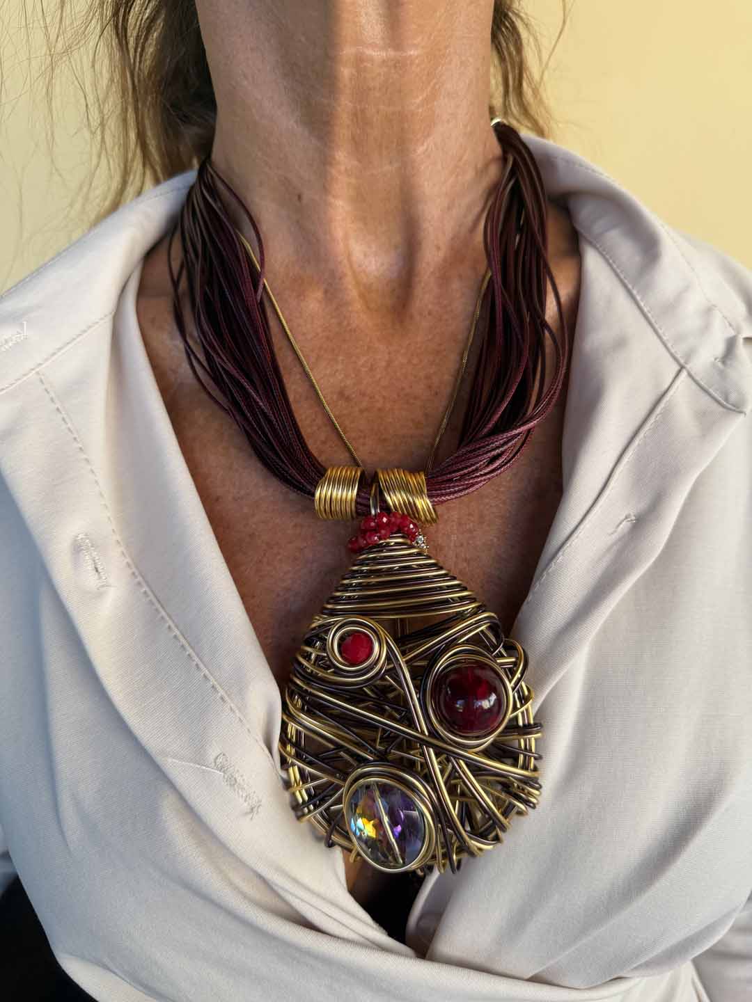 COLLANA NIDO D’ORO bordeaux